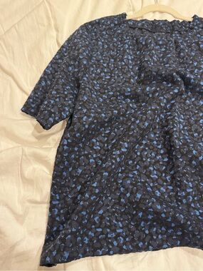 Ann Taylor Black Short Sleeve Shirt with Blue Abstract Spots